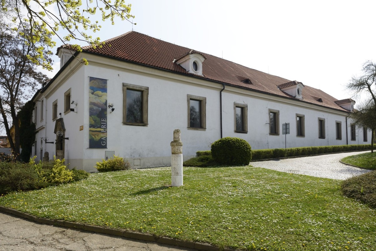 Galerie moderního umění v Roudnici nad Labem