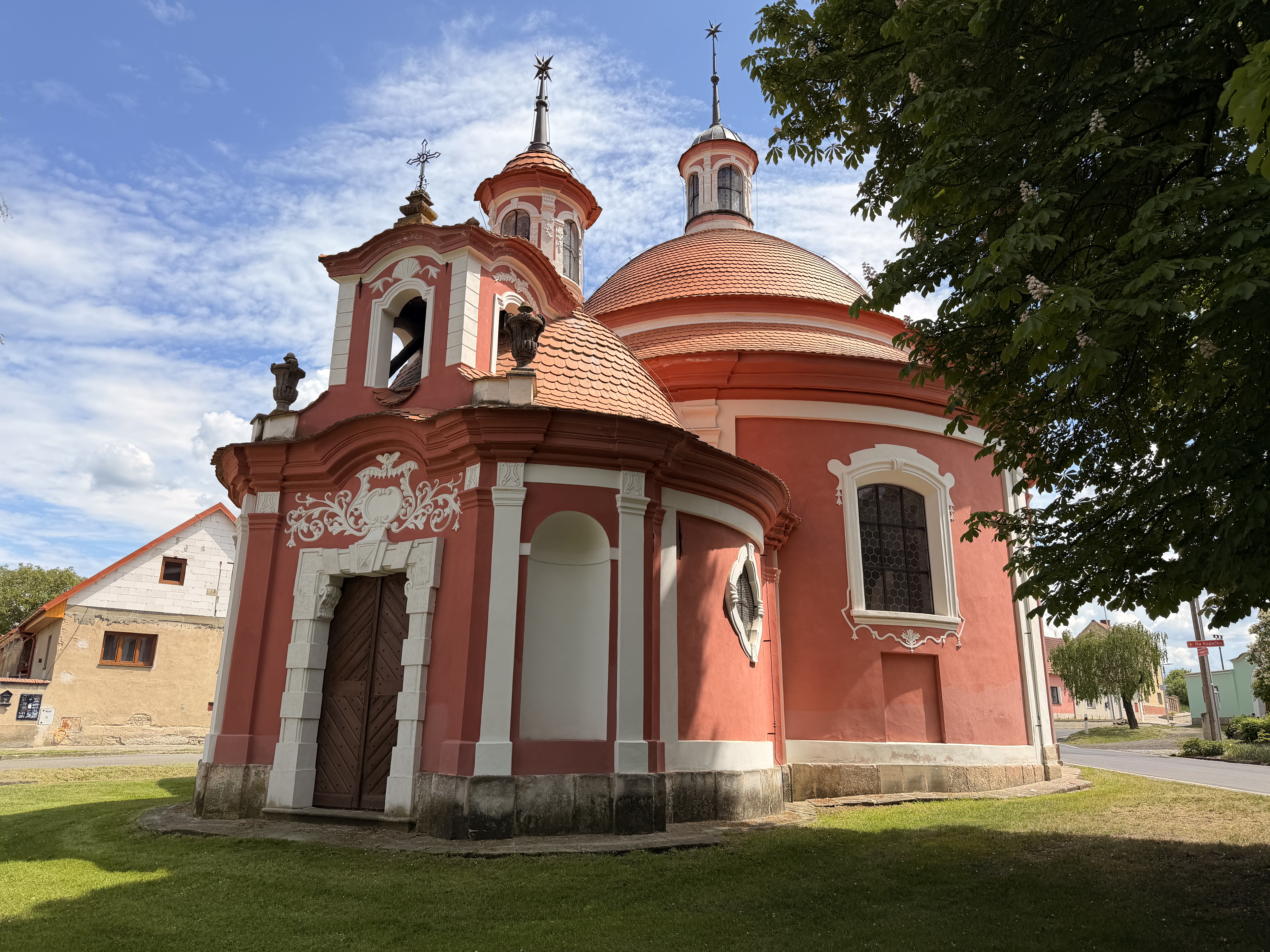 Kostel Všech svatých v Rohatcích