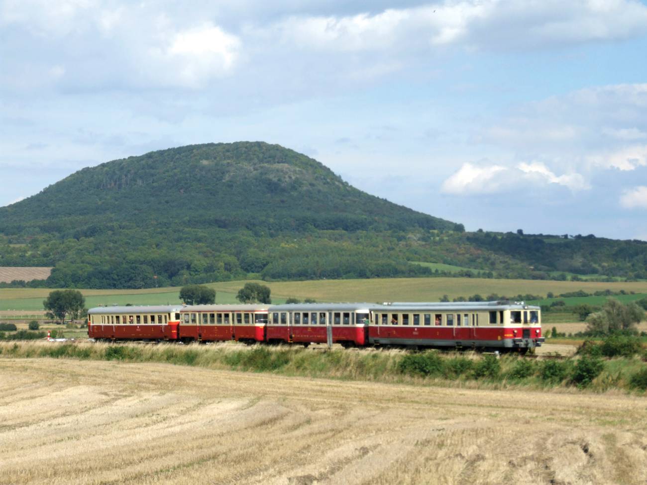 T5 Podřipský motoráček