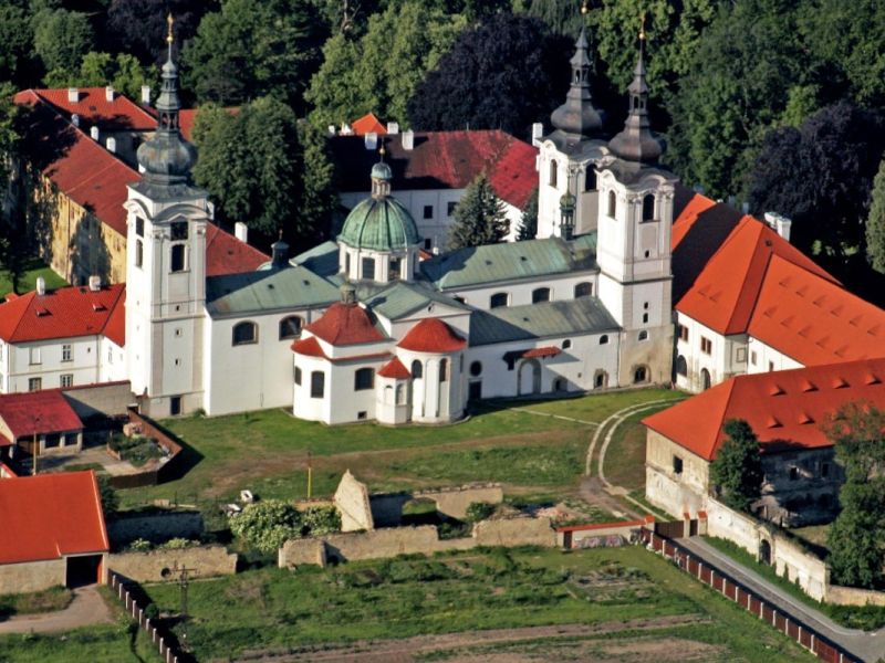 Výlety za památkami na Podřipsku